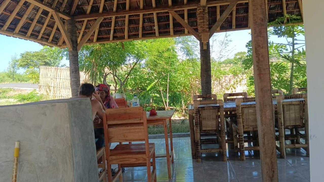 Готель Melody Surf - Ekas Lombok Екстер'єр фото