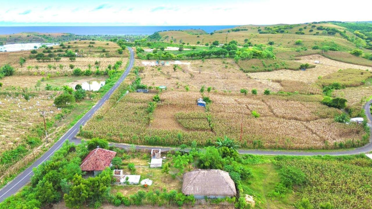 Готель Melody Surf - Ekas Lombok Екстер'єр фото